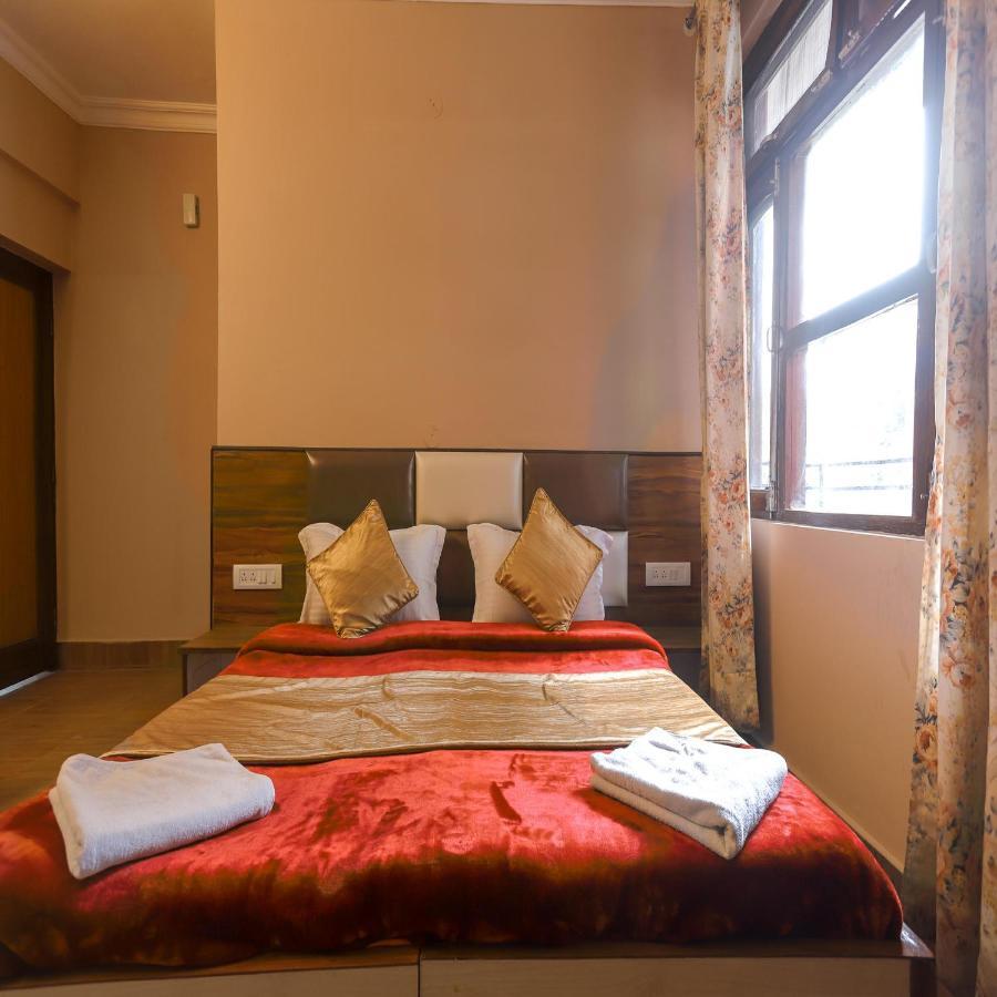 Hotel Varuni Mcleodganj Дармсала Екстер'єр фото