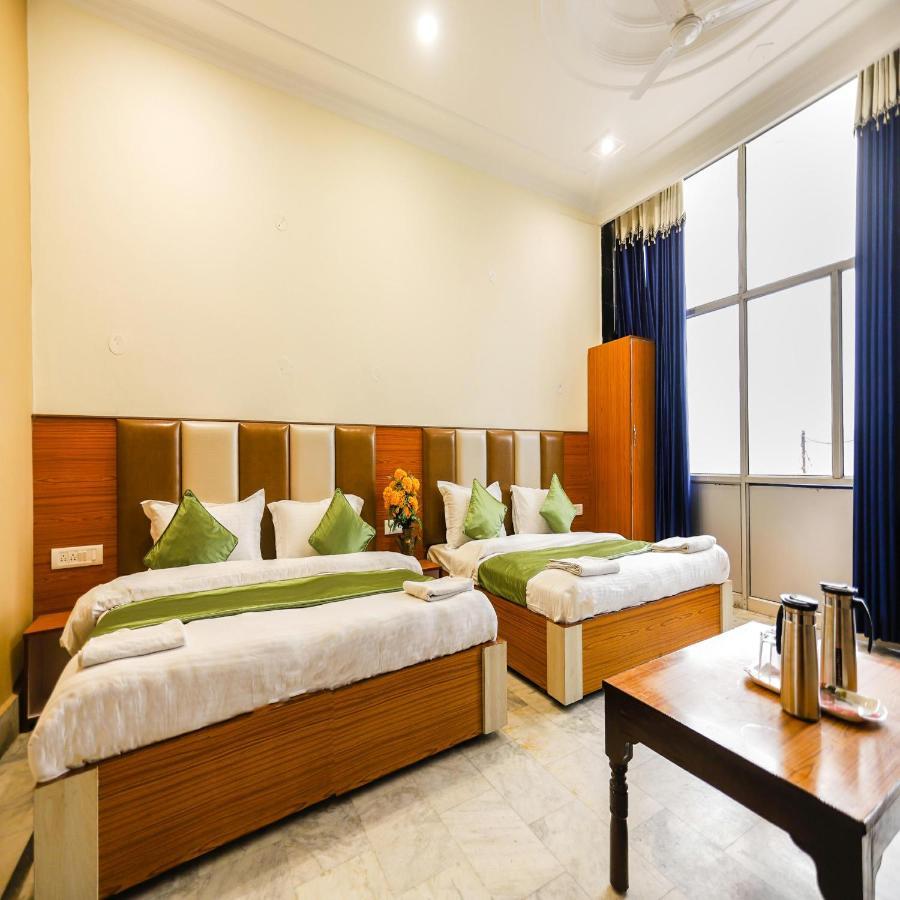 Hotel Varuni Mcleodganj Дармсала Екстер'єр фото